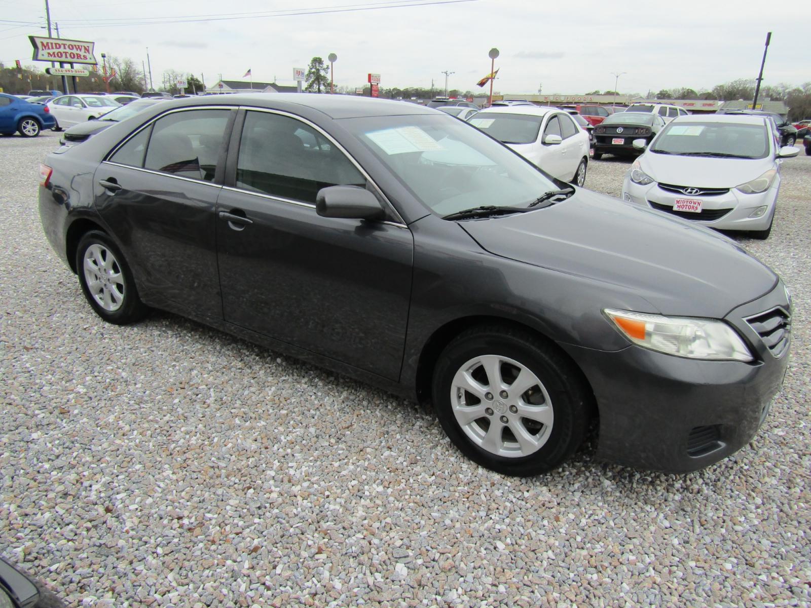 2011 Gray Toyota Camry LE (4T1BF3EK7BU) , Automatic transmission, located at 15016 S Hwy 231, Midland City, AL, 36350, (334) 983-3001, 31.306210, -85.495277 - Photo #0